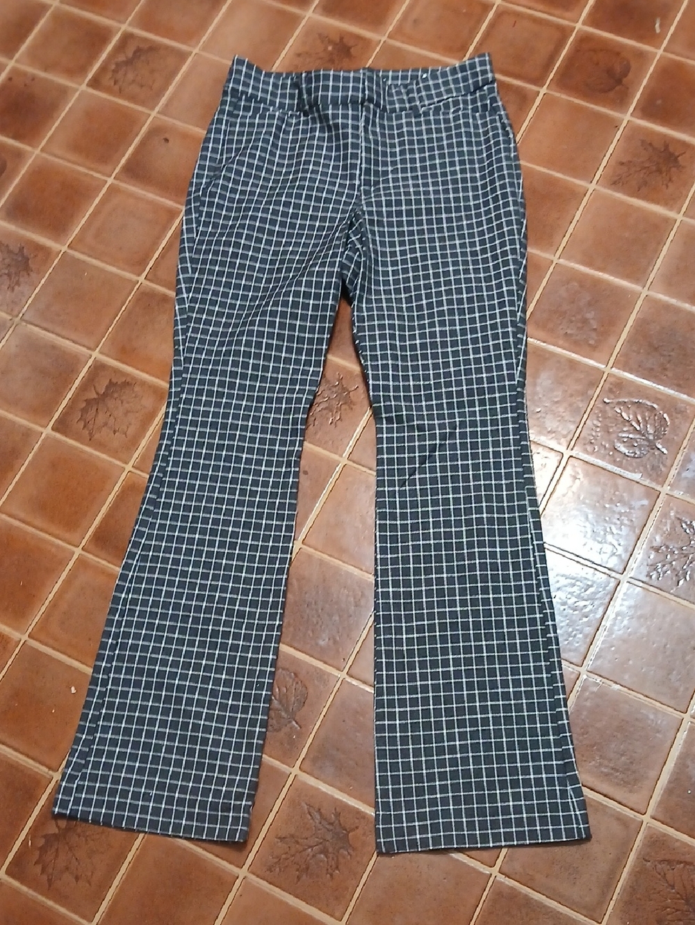Old Navy Hi Rise Pixie Black and White Windowpane Trousers